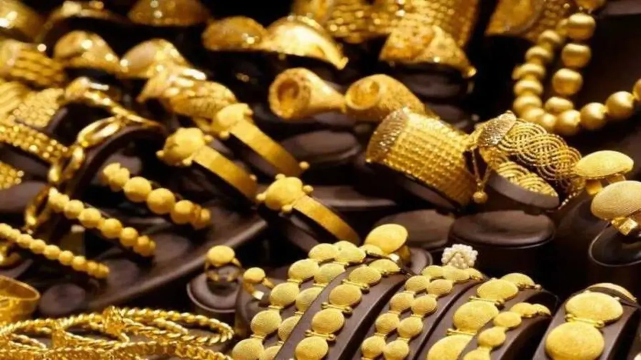 تحولات جديدة في أسعار الذهب بمصر عقب موجة ارتفاع سجلتها السبائك بالمنتصف